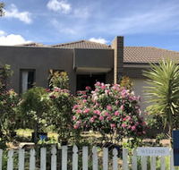 Apple House - Whitsundays Accommodation