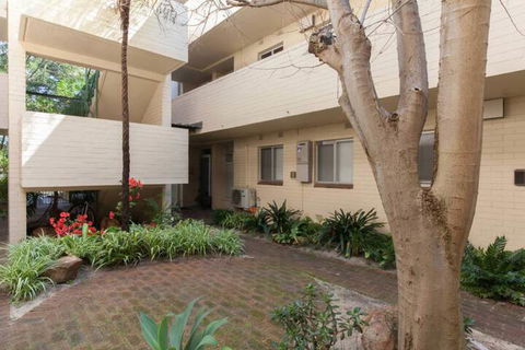 Rosalie Apartment Central Perth Location - Whitsundays Accommodation 1