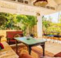 The Blue Beach House - Whitsundays Accommodation