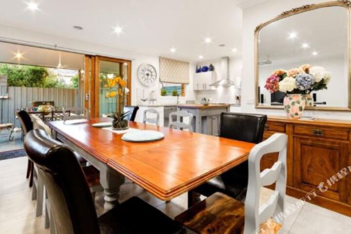 Heidelberg Heights VIC Whitsundays Accommodation