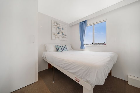 Coomera Houseboat Holidays - Whitsundays Accommodation 6