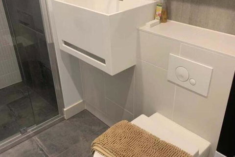 Avant Garde Living In The Heart Of The City - Whitsundays Accommodation 4