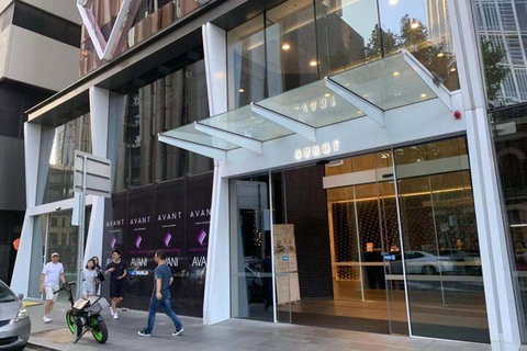 Avant Garde Living In The Heart Of The City - Whitsundays Accommodation 5