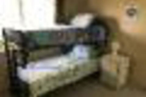 Comfortable Family Home WiFi South West Region - Whitsundays Accommodation 5