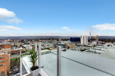 Executive Suite Adelaide CBD - Whitsundays Accommodation 5
