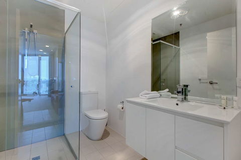 Executive Suite Adelaide CBD - Whitsundays Accommodation 0