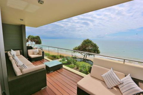 Dune On The Beach - Whitsundays Accommodation 1