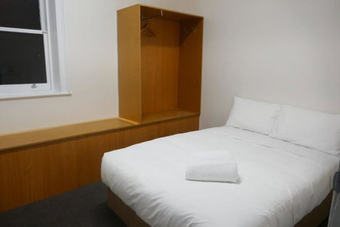 Okeefes Hotel Backpackers - Whitsundays Accommodation 1