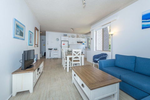 Del Rae Unit 15 Shoal Bay - Whitsundays Accommodation 1