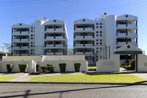 Le Vogue Unit 11 16 Magnus Street - Whitsundays Accommodation 1