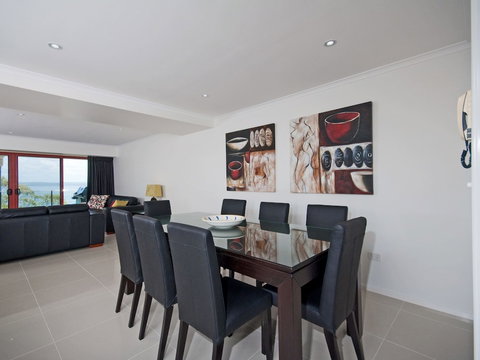 Le Vogue Unit 11 16 Magnus Street - Whitsundays Accommodation 4