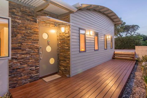 Caves Retreat - Whitsundays Accommodation 0
