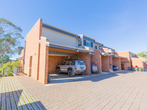 Kooringa 1 / 8 Townsend Street - Whitsundays Accommodation 3