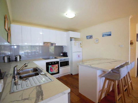 Aranda 3 / 25 Townsend Street - Whitsundays Accommodation 5