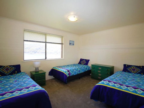 Aranda 3 / 25 Townsend Street - Whitsundays Accommodation 3