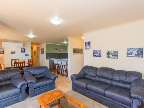 Aranda 3 / 25 Townsend Street - Whitsundays Accommodation 4