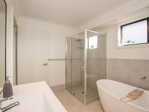 Bedrock 11 Twynam Street Jindabyne - Whitsundays Accommodation 5