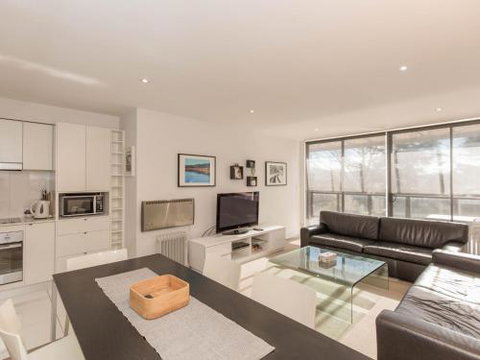 Edge 6 / 16 Clyde Street - Whitsundays Accommodation 1