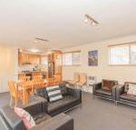Lakeside 3 / 37 Cobbon Crescent - Whitsundays Accommodation