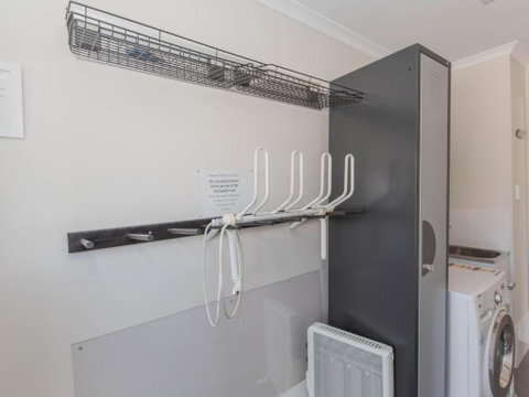St Helenas 5 Twynam Street Jindabyne NSW 2627 - Whitsundays Accommodation 3