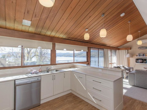 Platypus 19 McLure Circuit - Whitsundays Accommodation 4