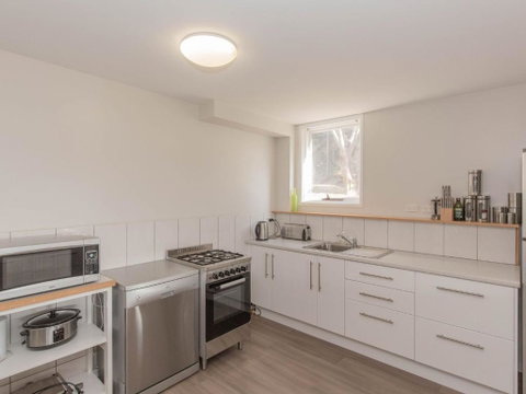 Randalls Place 5 Poley Cow Lane - Whitsundays Accommodation 5