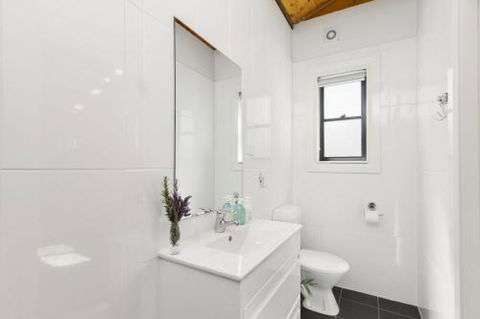 BLUE APPLE LODGE - Whitsundays Accommodation 6
