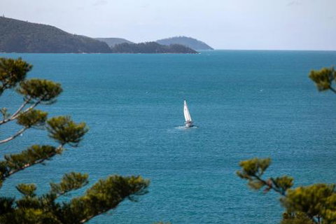 NEW Northcape 1 Ocean Front 2 Bedroom Choose Between 2 Properties - Whitsundays Accommodation 2