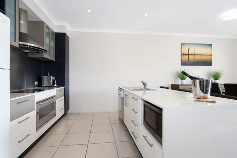 Cypress Townhouse 21 Mulwala - Whitsundays Accommodation 5