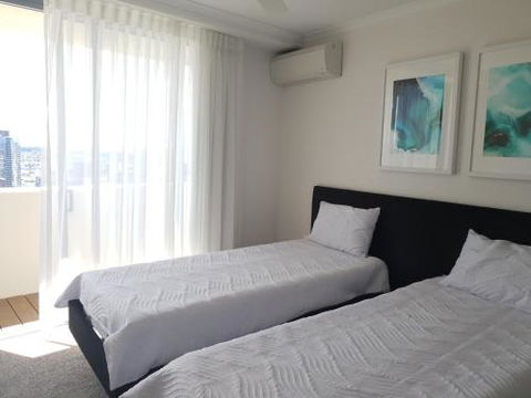 Riverfront Brisbane City - Whitsundays Accommodation 3