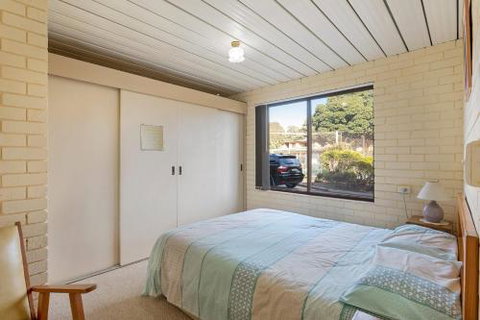 Apollo Unit 27 - Whitsundays Accommodation 6