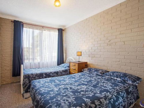 Apollo Unit 12 - Whitsundays Accommodation 4