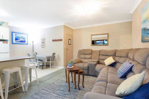 Apollo Unit 7 - Whitsundays Accommodation 1