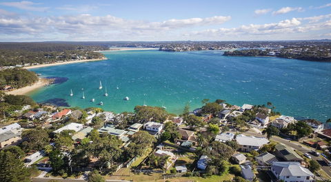 Solveena - Whitsundays Accommodation 0