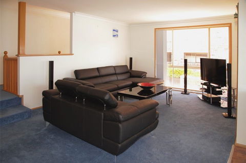 Soldiers Point Road 50 - Whitsundays Accommodation 1