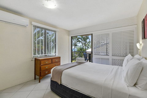 Hop Skip Jump Away From Hastings Unit 6 Descola 6 Noosa Drive - Whitsundays Accommodation 0