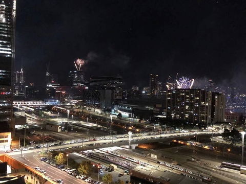 Stylist 1bed1bath Apartment@west Melbourne - Whitsundays Accommodation 0