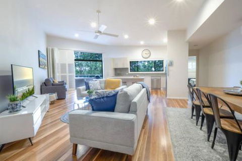 Ait Shona Happy Place. Apt 10 Haven On The Park - Whitsundays Accommodation 0