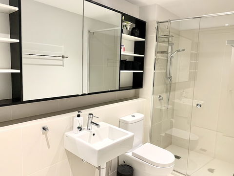 ReadySet Apartments On Little Collins - Whitsundays Accommodation 1