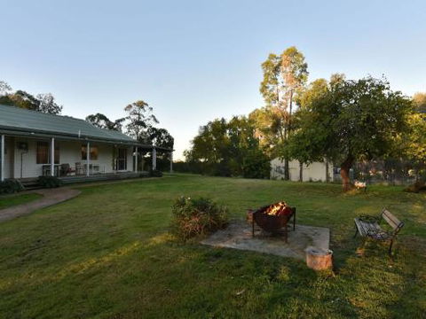 Tabitha Hill Homestead - Whitsundays Accommodation 1