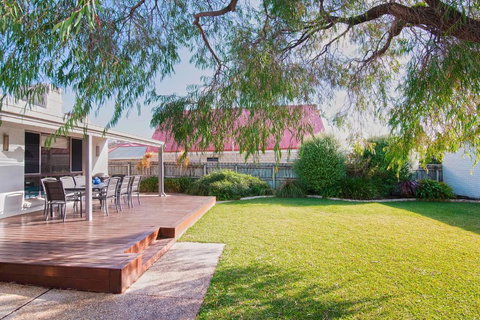 GIFFORD HOUSE - Whitsundays Accommodation 4