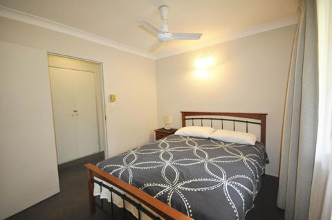 Dolphin View On South Esplanade - Whitsundays Accommodation 1