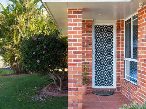 The Fingie At Fingal Bay - Whitsundays Accommodation 3