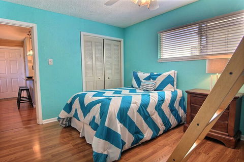 The Pier Coogee - Whitsundays Accommodation 2