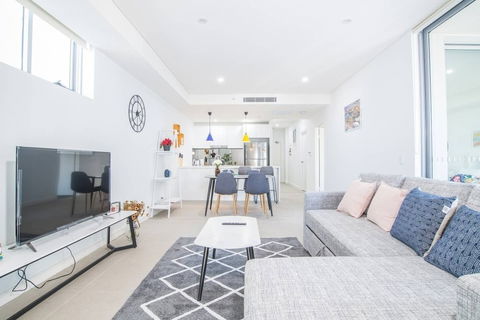 Contemporary Art 2beds Apt - Whitsundays Accommodation 6