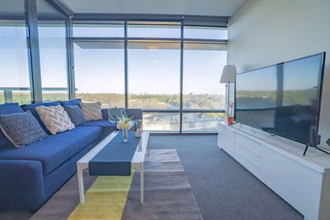 Luxury Skyrise 2bed2bath APT In Olympic Park - Whitsundays Accommodation 1