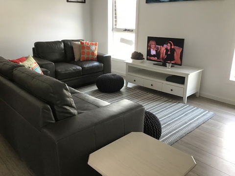 Discover Beach Retreat - Whitsundays Accommodation 2
