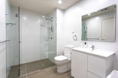 STAY&CO Serviced Apartments Mascot - Whitsundays Accommodation 1