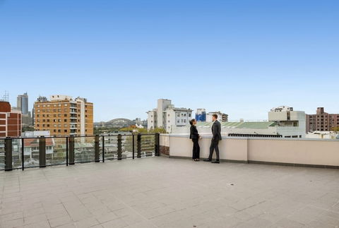 Stunning Potts Point Apartment - Whitsundays Accommodation 0