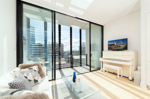 Stunning Potts Point Apartment - Whitsundays Accommodation 3